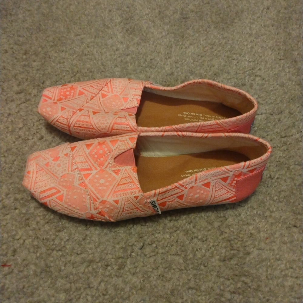 Toms Classic Patterned - image 2
